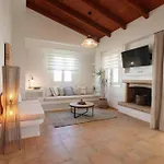 Сasa de vacaciones Naxos Chalkion Beautiful Detsis House With Jacuzzi *