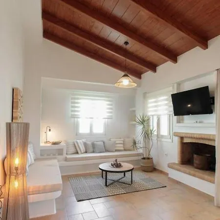 Naxos Chalkion Beautiful Detsis House With Jacuzzi * Khalkíon